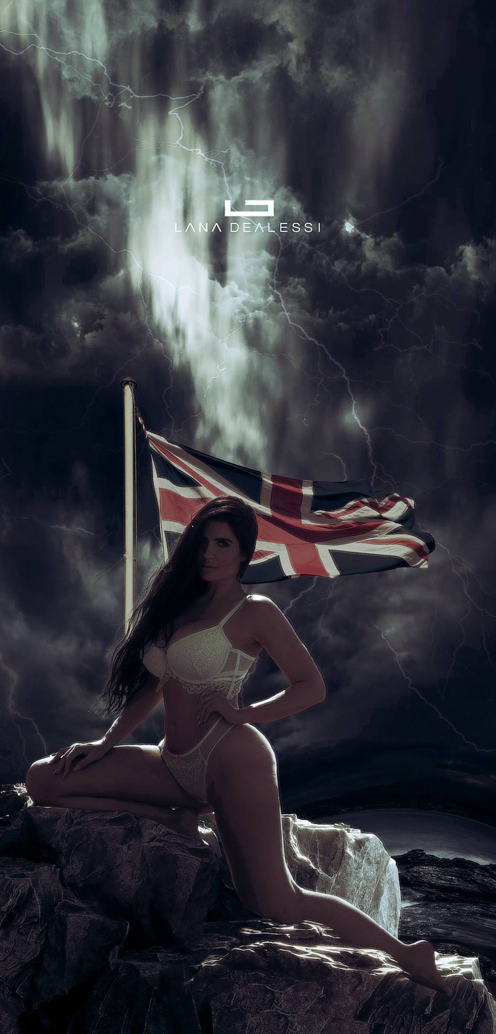 2022 FIFA World Cup & UEFA EURO 2020 | Lana Dealessi - Busty & Curvy
