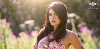 LANA DEALESSI | FLOWERS & THE GODDESS